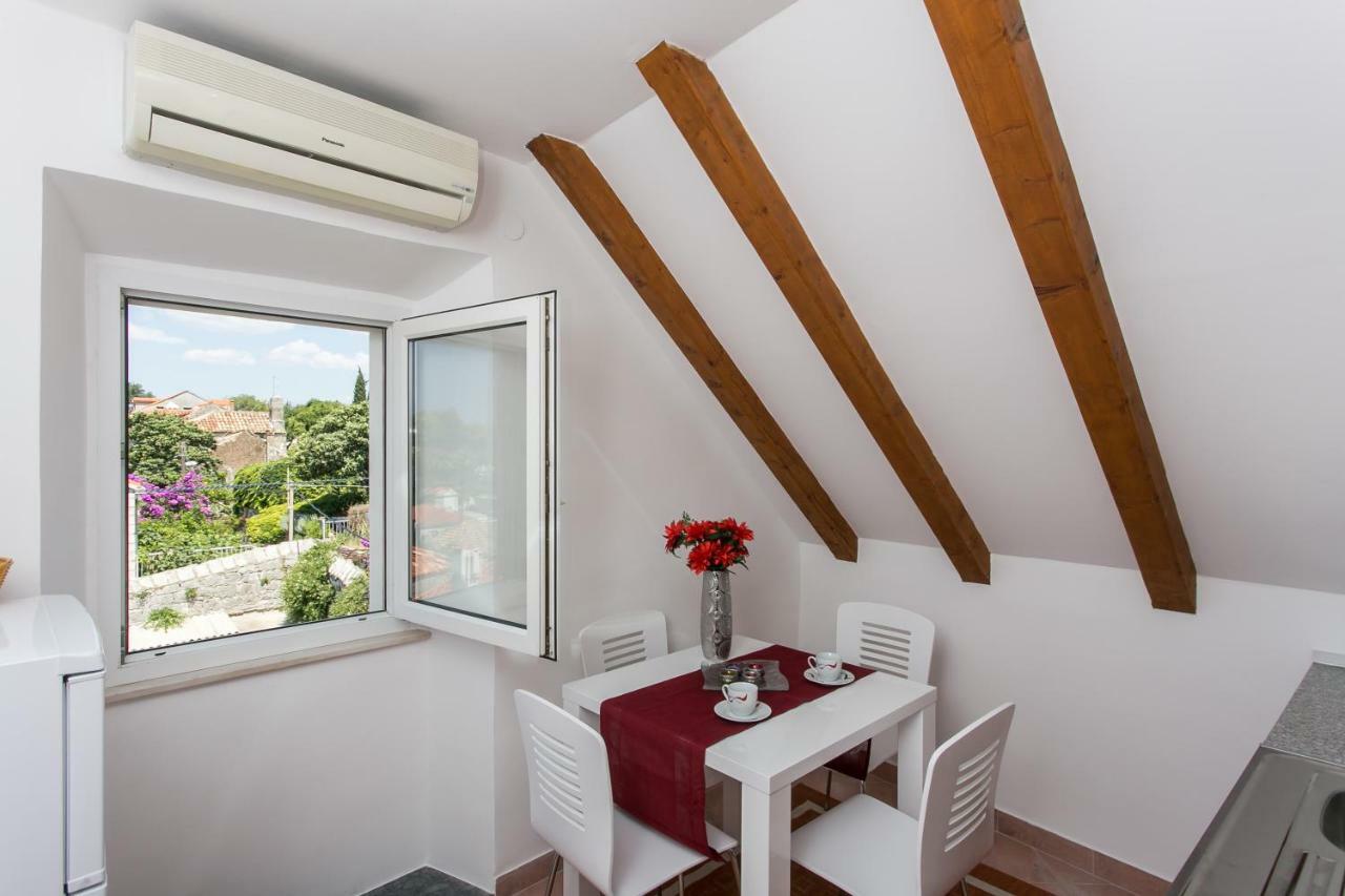 Iva Apartments Cavtat Esterno foto